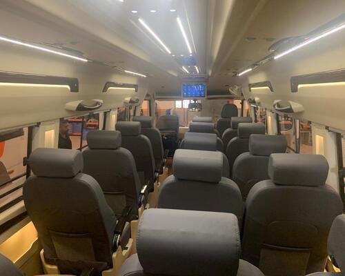 20 seater tempo traveller